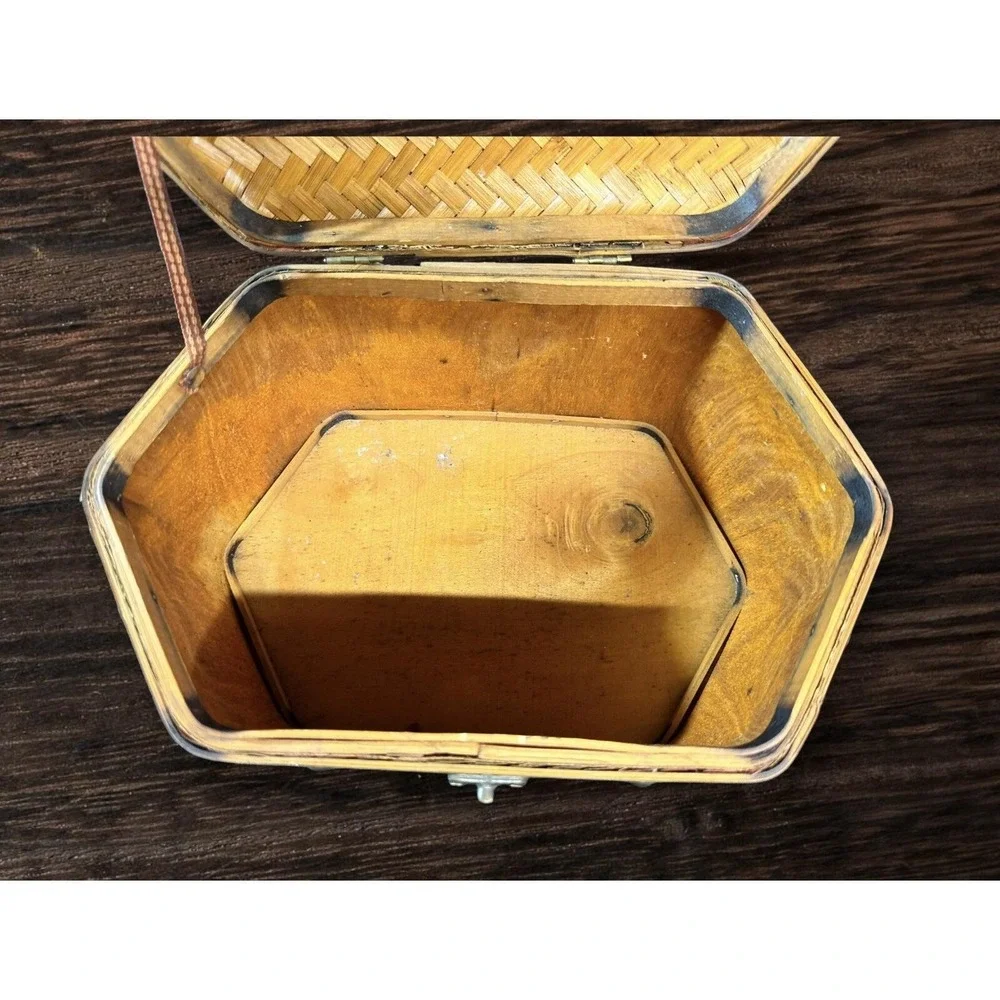 Vintage Woven Weave Metal & Wood Trinket Chest Hinged Keepsake Box Decor 13